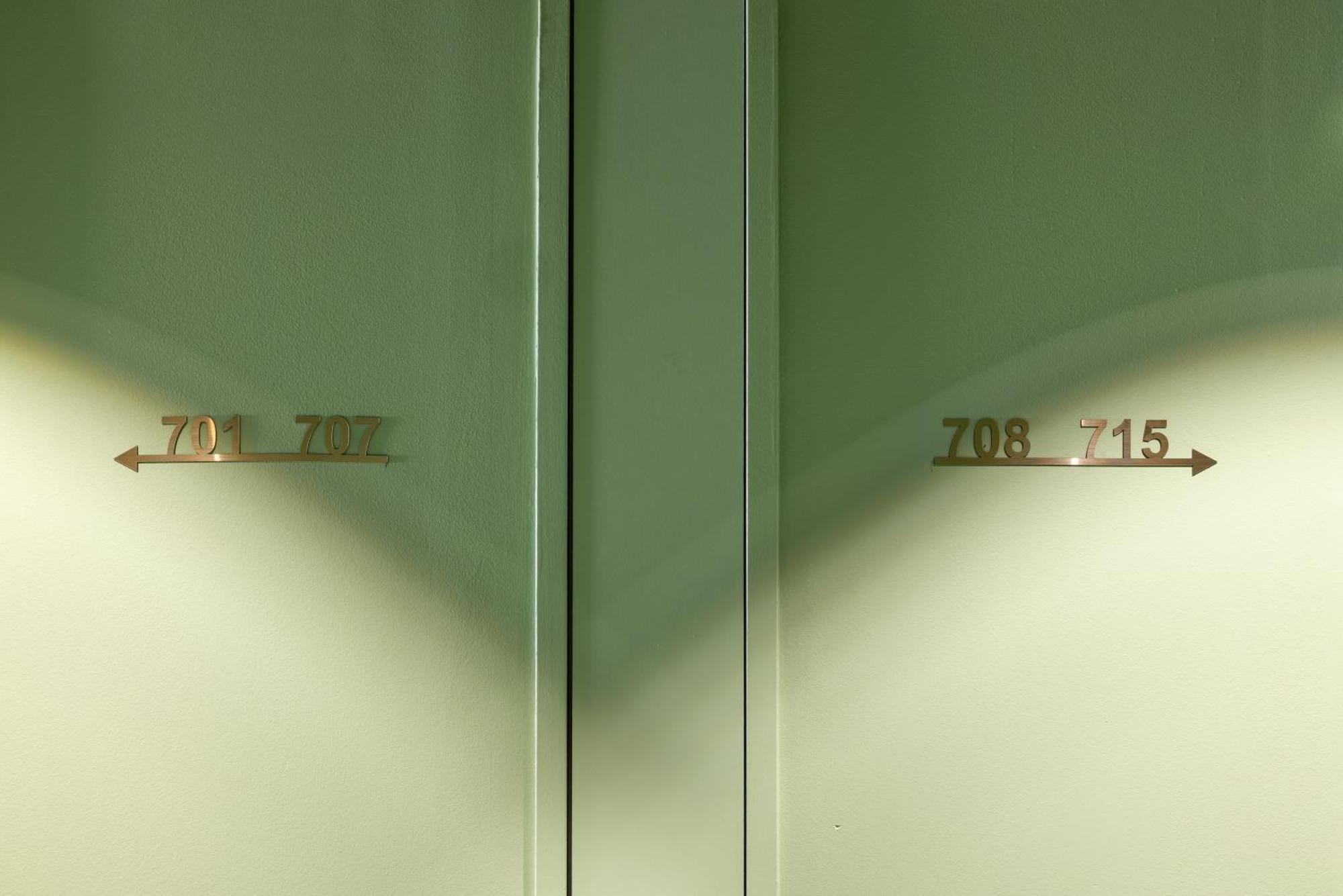 Hotel Kyriad Prestige Paris Asnieres Buitenkant foto